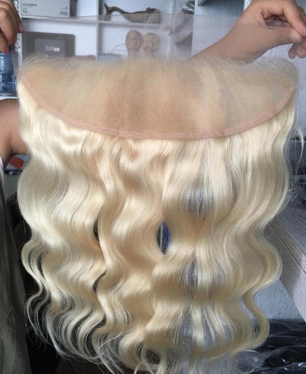 Blonde lace frontal body wave 13x4 natural hairline